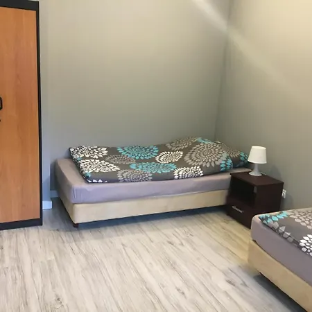Pokoje Pracownicze Hostel *